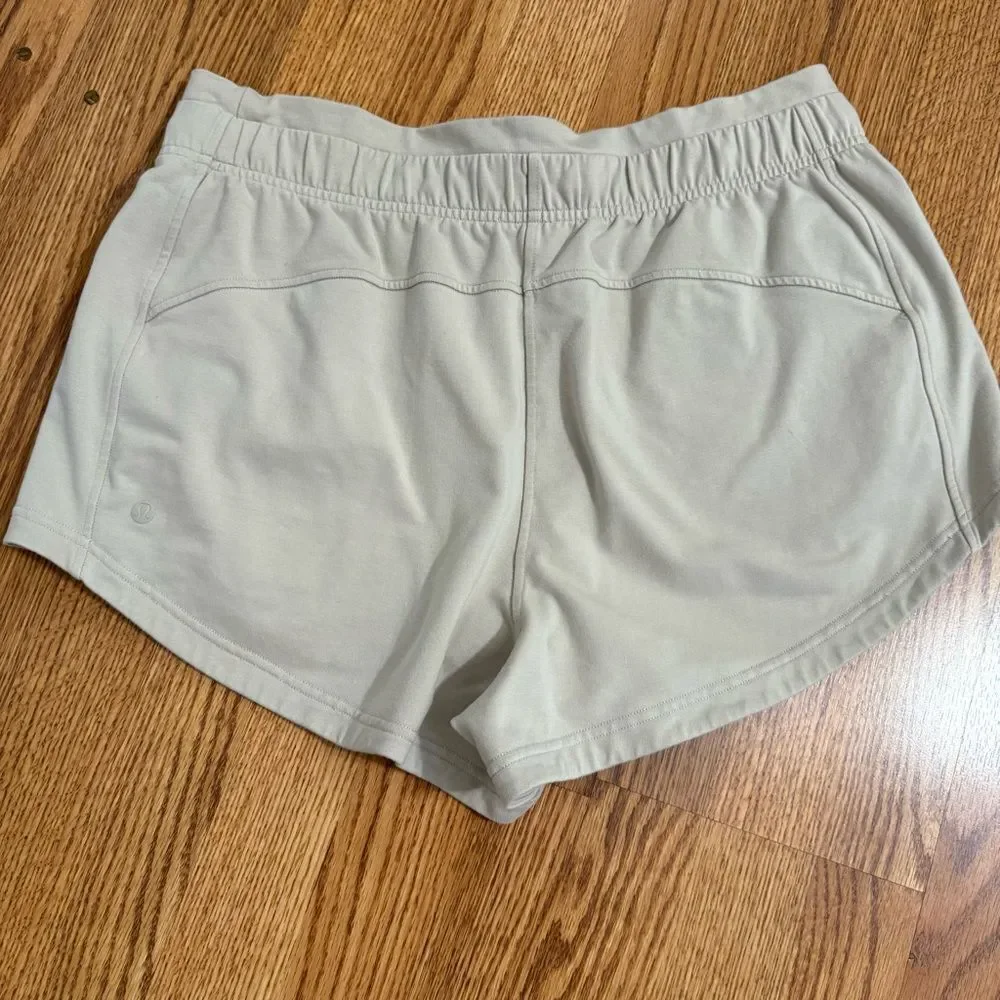 Lululemon Inner Glow High-Rise Short 3